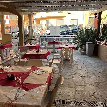 Casa Tacconi Bed & Breakfast Villasimius Bagian luar foto