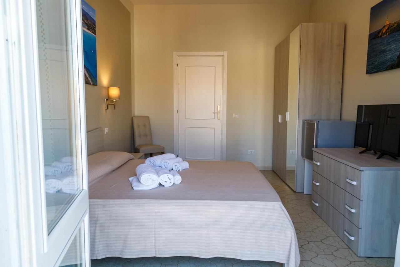Casa Tacconi Bed & Breakfast Villasimius Bagian luar foto