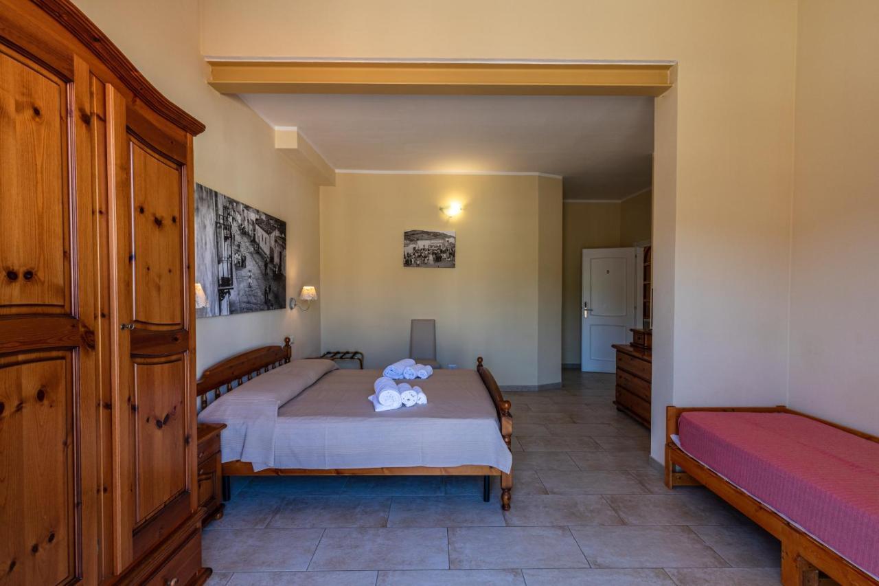 Casa Tacconi Bed & Breakfast Villasimius Bagian luar foto