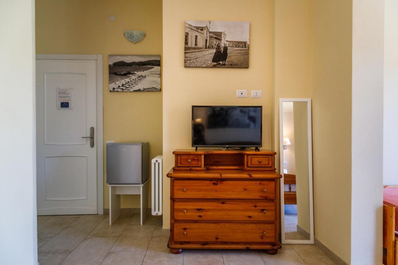 Casa Tacconi Bed & Breakfast Villasimius Bagian luar foto
