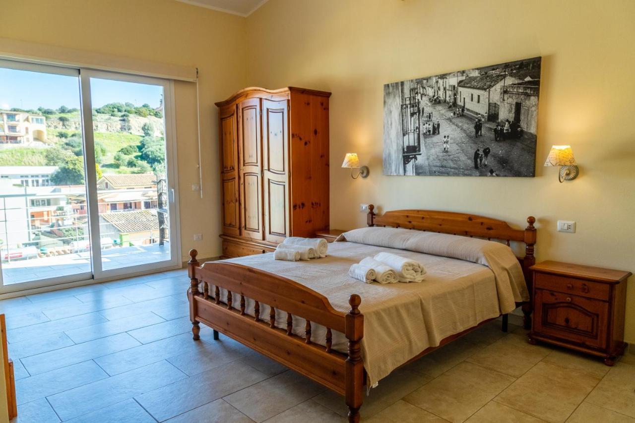 Casa Tacconi Bed & Breakfast Villasimius Bagian luar foto